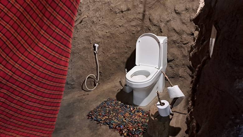 Smeštaj, kuća pećina iznutra u Masai Lodge-u